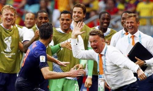 荷兰主帅爆料新闻视频,独家新闻视频背后的真相揭晓 第2张 荷兰主帅爆料新闻视频,独家新闻视频背后的真相揭晓 第2张